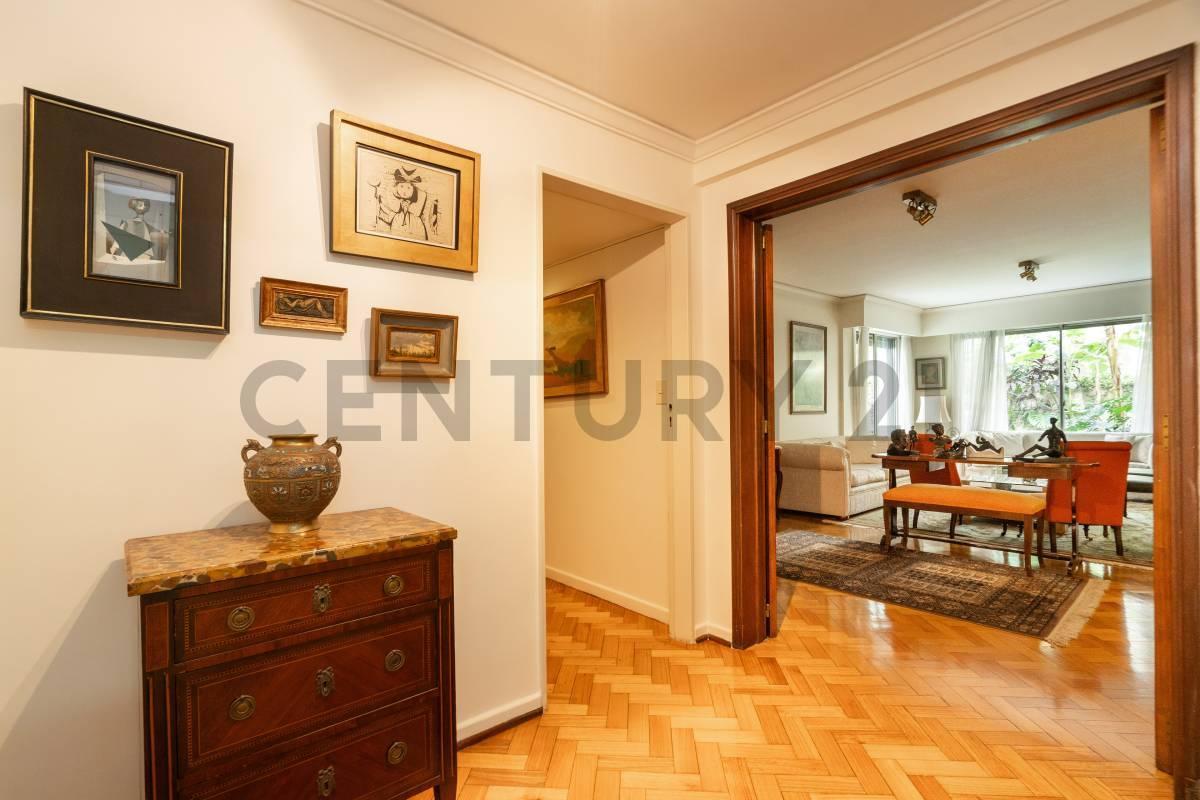 Foto de VENTA RECOLETA DEPARTAMENTO 5 AMBIENTES CON COCHERA FIJA 320 M2 DE, imagen 2