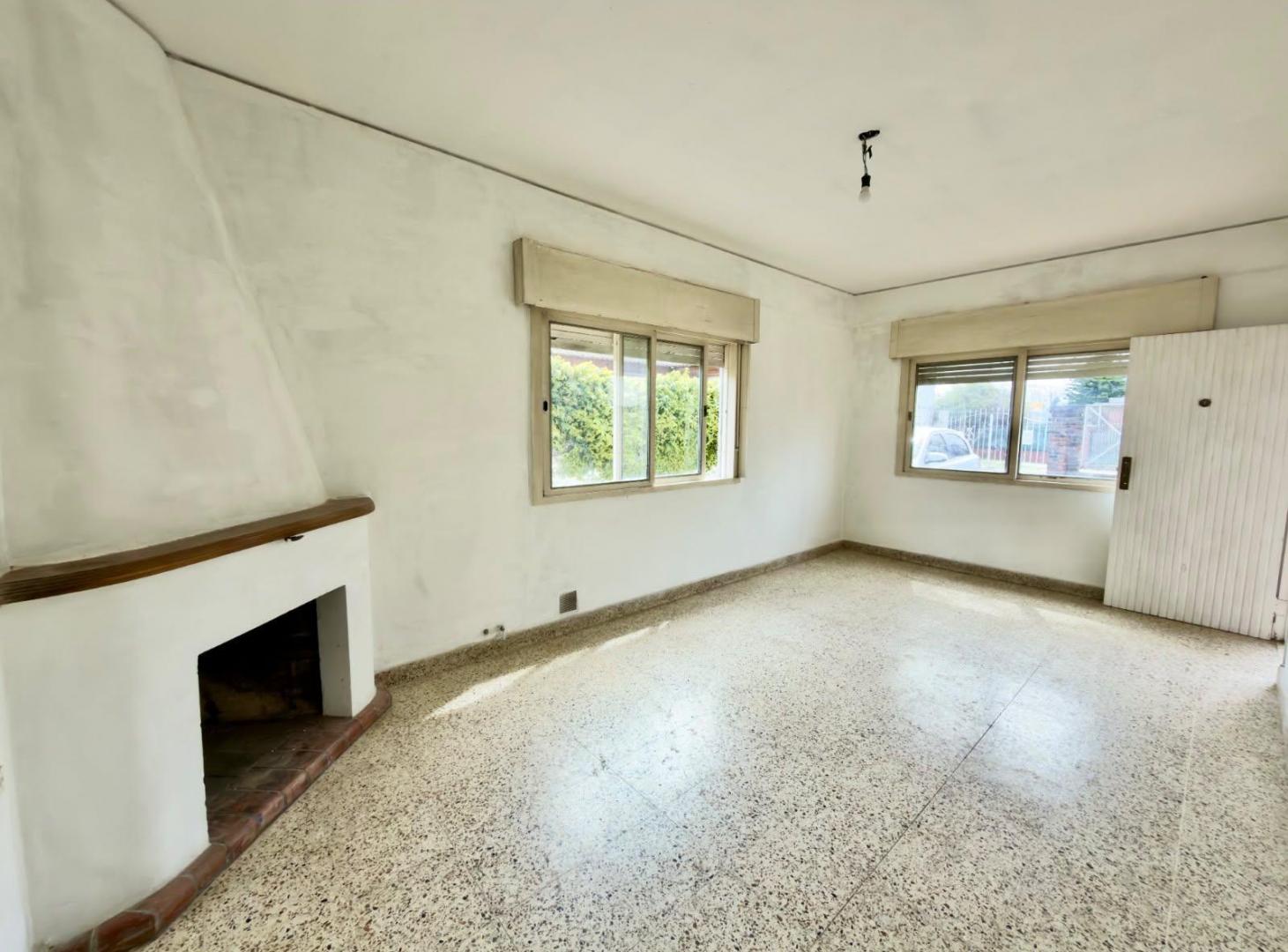 Foto de Casa en venta en Del Viso | 3 amb | Jardín al frente y al fondo, imagen 5