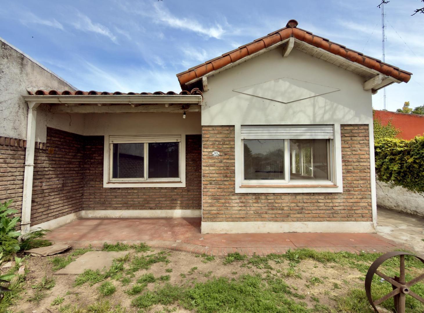 Foto de Casa en venta en Del Viso | 3 amb | Jardín al frente y al fondo, imagen 4