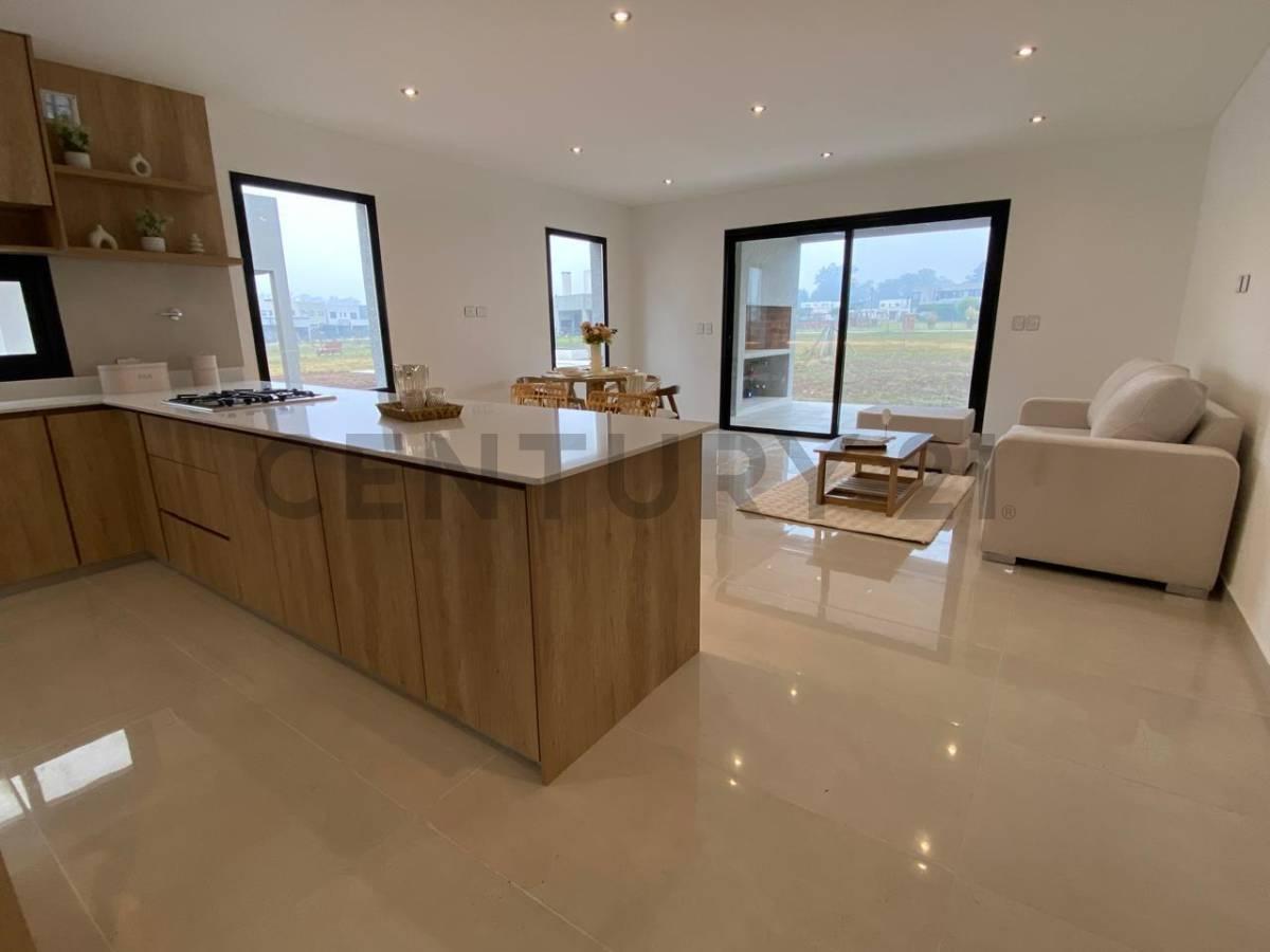 Foto de CASA DESTACADA EN UNA PLANTA, imagen 3