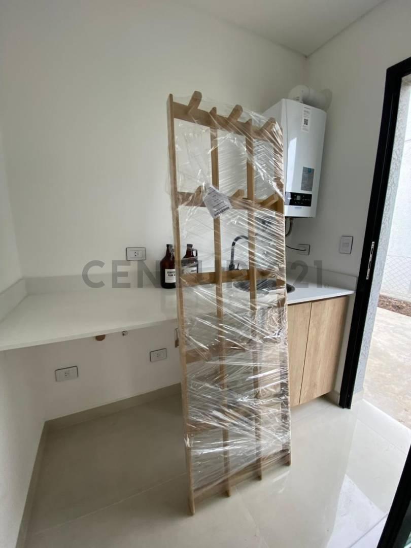 Foto de CASA DESTACADA EN UNA PLANTA, imagen 4