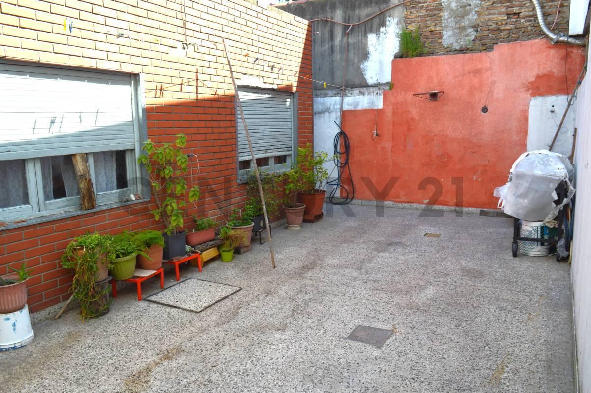 Foto de VENTA O PERMUTA GRAN PH Block 8 Ambientes 230m2 RAMOS MEJIA, imagen 2