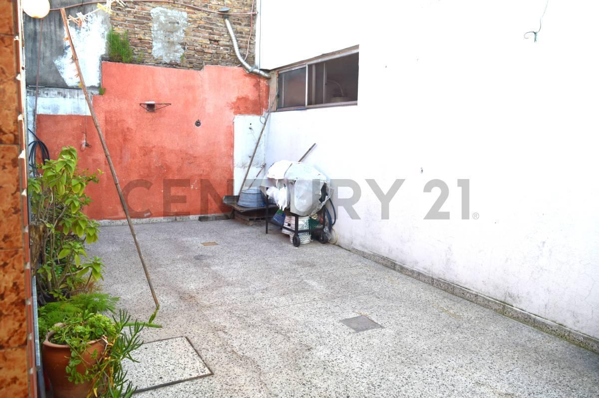 Foto de VENTA O PERMUTA GRAN PH Block 8 Ambientes 230m2 RAMOS MEJIA, imagen 1