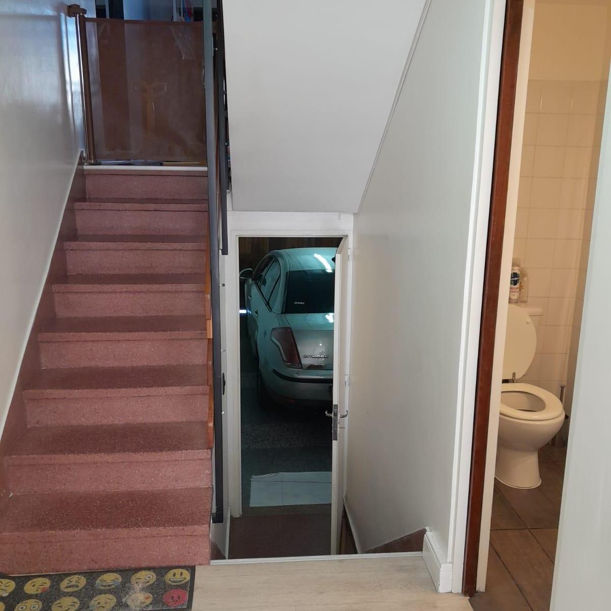 Excelente Duplex Tot. Reciclado con 3 Dorm. y Cochera Cubierta 3