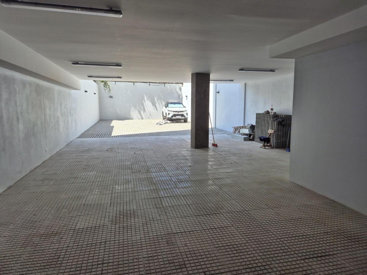 Piso de 4 Dorm (2 Suites) Patio y Balcón con Parrilla a Estrenar 4