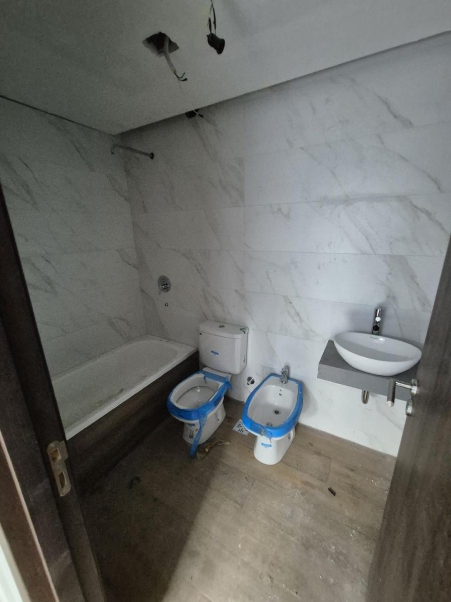 Gran Dpto. 4 Dorm (2 en Suite) con Balcón Patio y Parrilla a Estrenar. 1