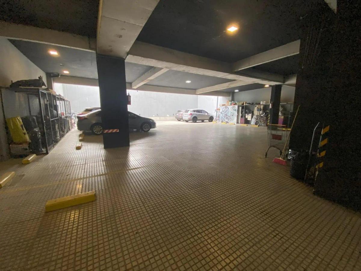 Semipiso de 3 Dorm con Dep. Cochera y Baulera. Edif con Seg 24 Hs y Amenities 4