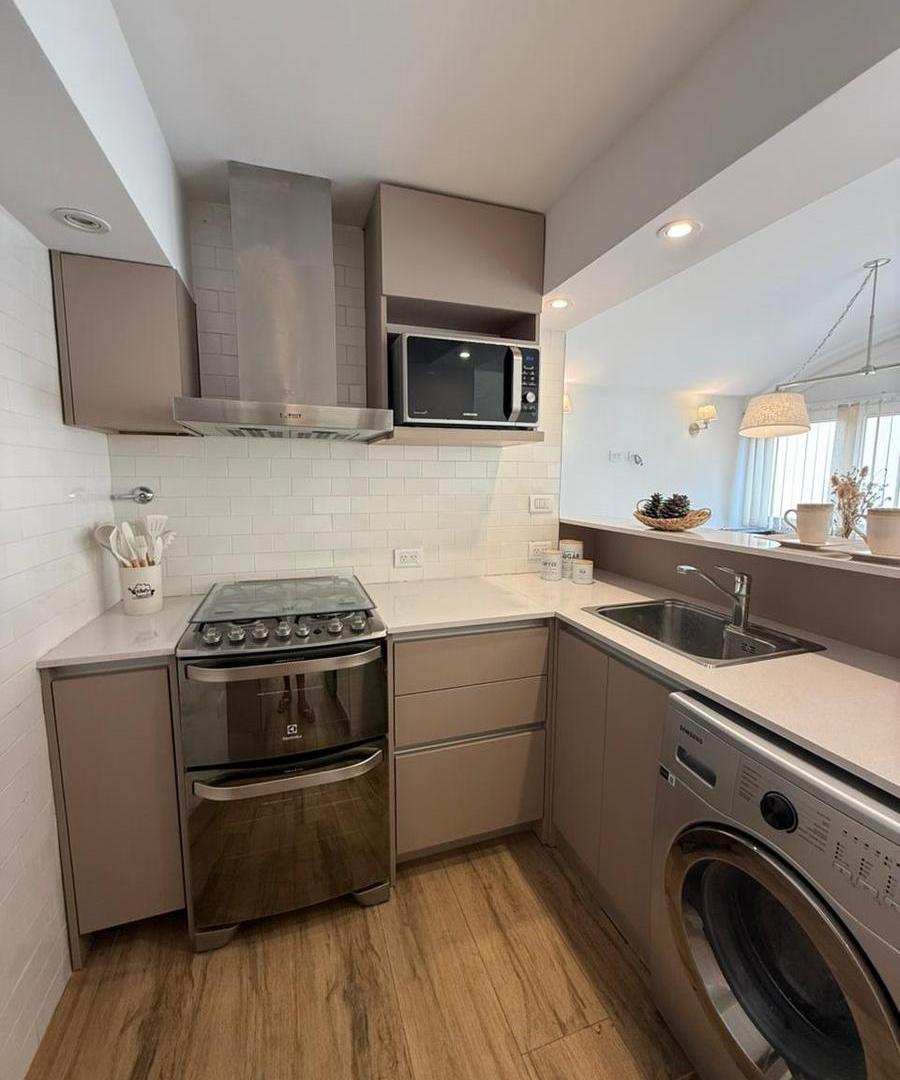 Foto de Venta Departamento tipo duplex 3 ambientes, Centro Mar del Plata, imagen 3