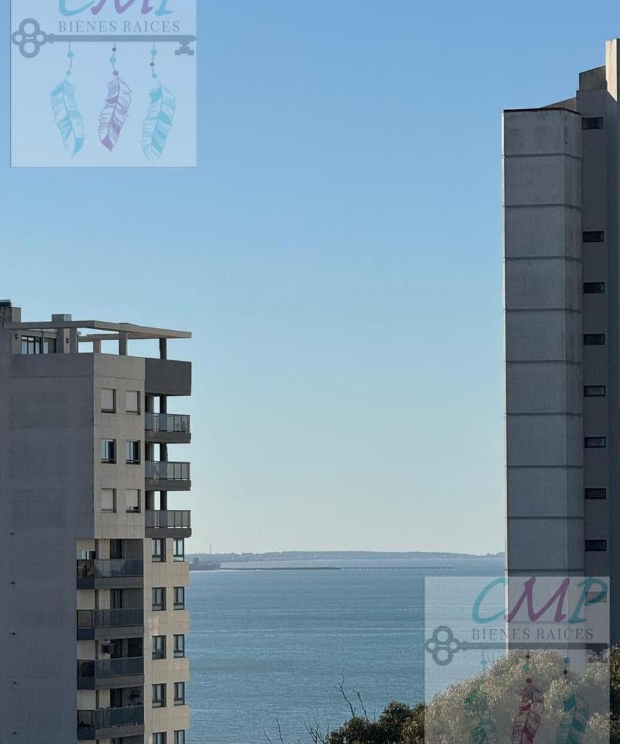 Foto de Venta piso de 4 ambientes con balcón corrido y vista al mar, La Perla, imagen 2