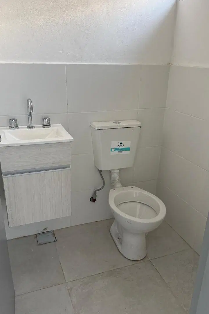 Alquilo Local Comercial – Monseñor Pablo Cabrera 4273 – 25 m² + Patio - Poeta Lugones 5