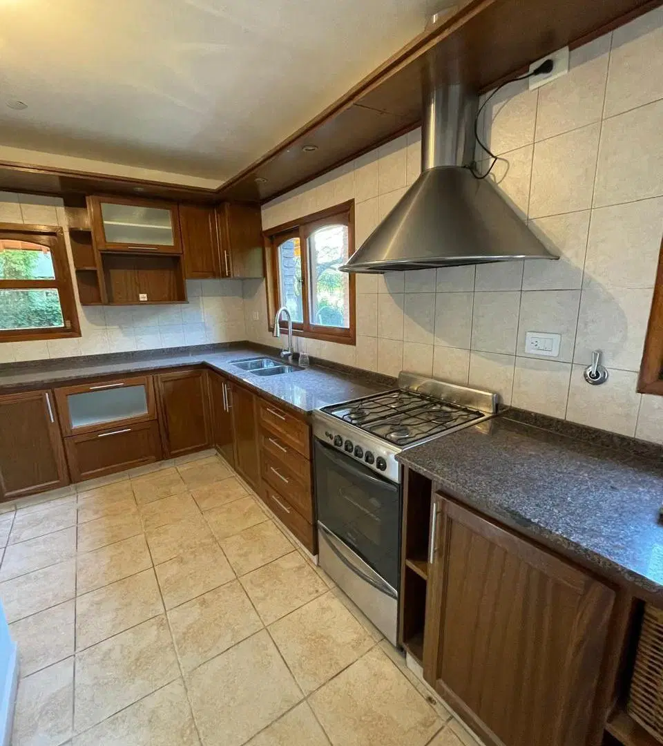 CASA EN VENTA 3 DORM. - VILLA WARCALDE LA ARBOLEDA 1