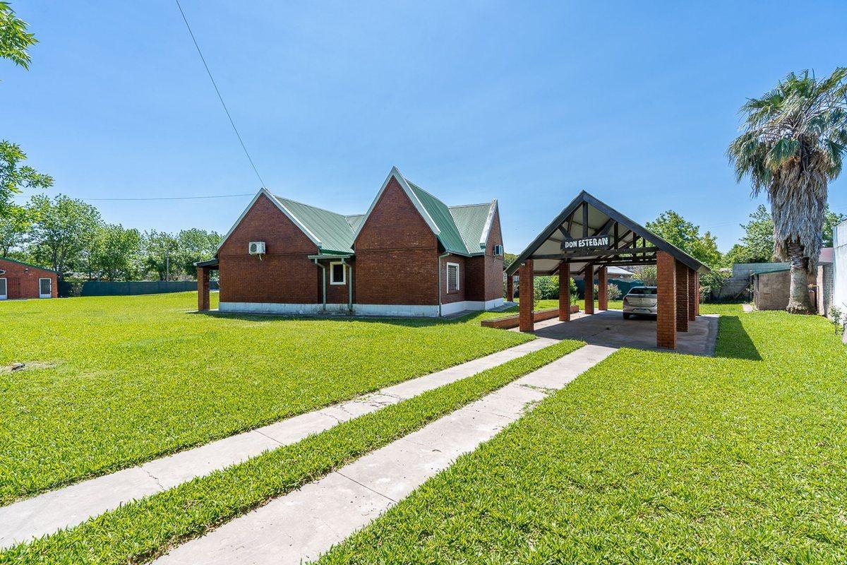 Casa en Venta en Pueblo Espectacular Terreno 5