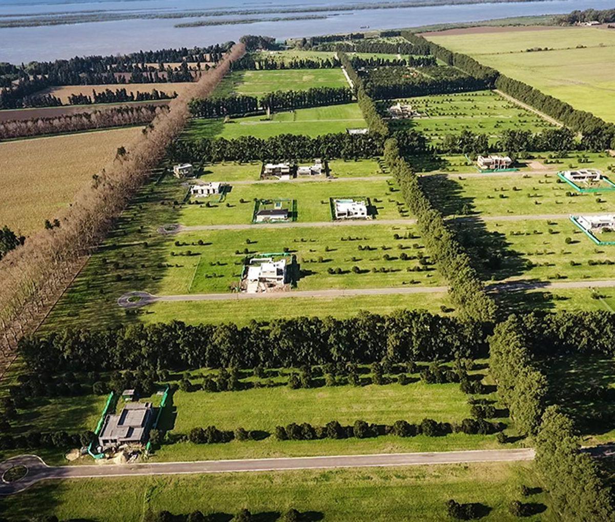 Terreno en Azhares del Paraná Fighiera - 1147 m² 3