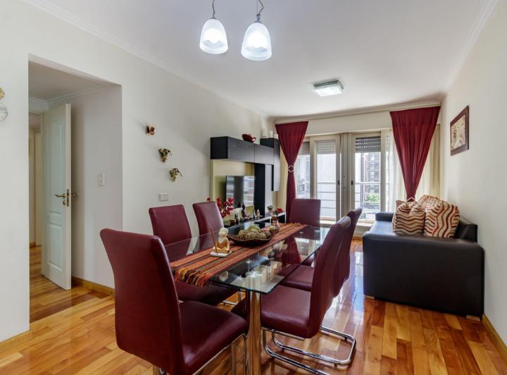 PISO EXCLUSIVO  EN VENTA 3 DORMITORIOS+COCHERA 2
