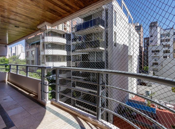 PISO EXCLUSIVO  EN VENTA 3 DORMITORIOS+COCHERA 4