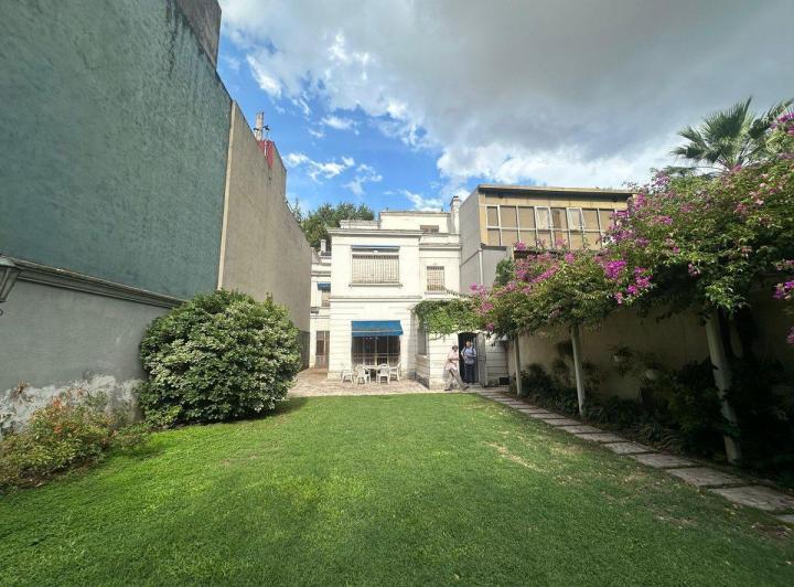 ALQUILER CASA INSTITUCION SOBRE BOULEVARD OROÑO 2