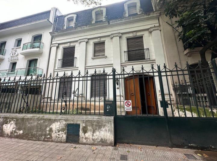 ALQUILER CASA INSTITUCION SOBRE BOULEVARD OROÑO 1