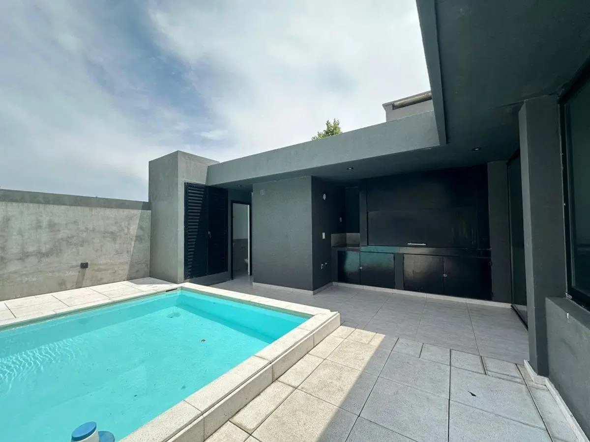 VENTA DEPARTAMENTO UN DORMITORIO PUERTO NORTE 5