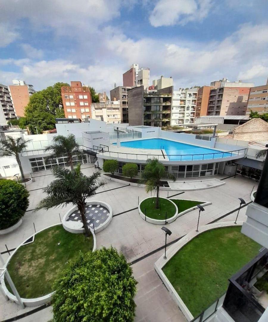 VENTA DEPTO UN DORMITORIO + COMODIN CON AMENIDADES