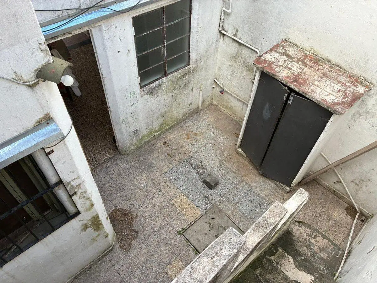 Venta casa dos plantas a reciclar zona Norte 3
