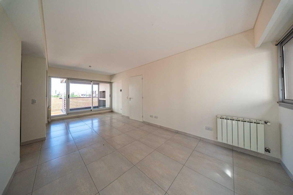 B° Martin 1 Dormi. Balcon con Parrillero Cochera