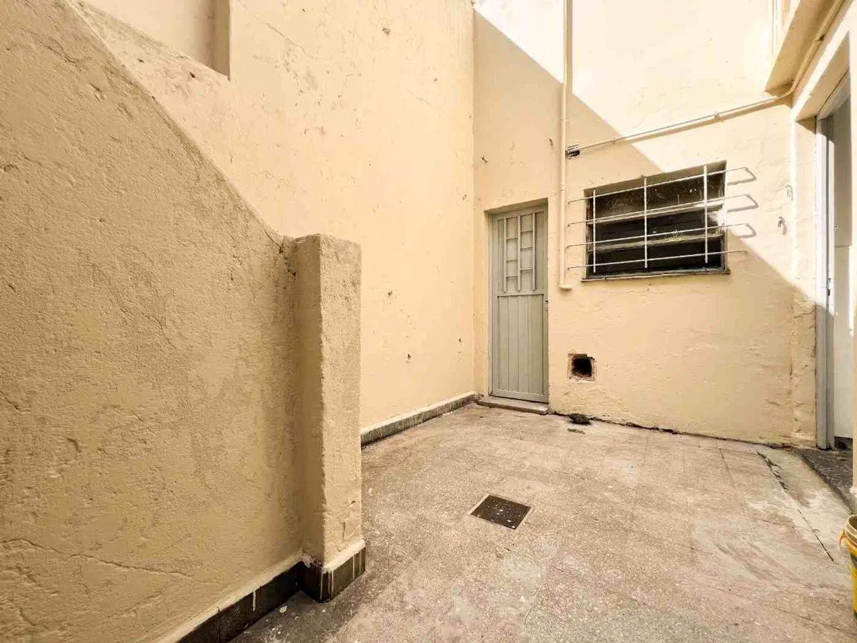 CASA 2 DORMITORIOS EN VENTA CON PATIO Y TERRAZA 4