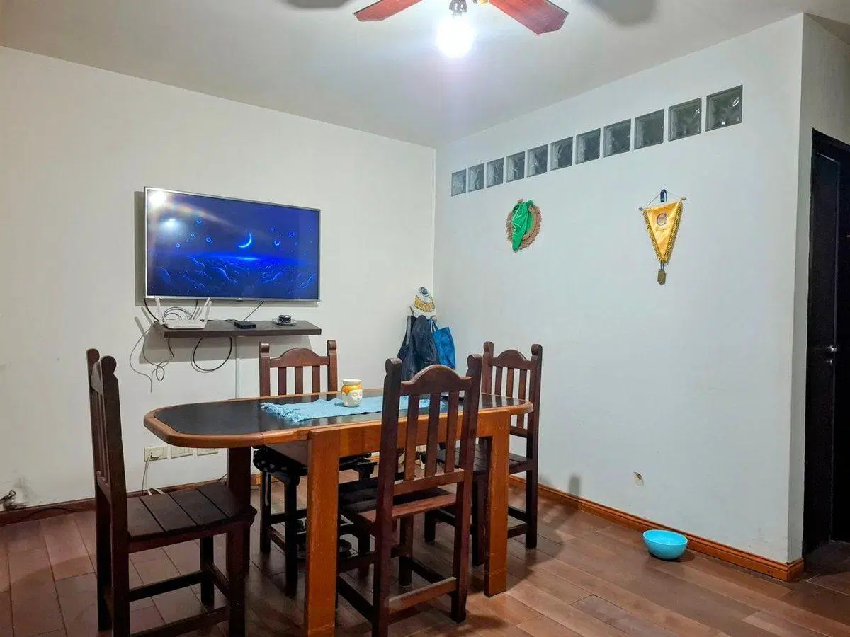 VENTA OPORTUNIDAD - CASA EN PH CON PATIO 5