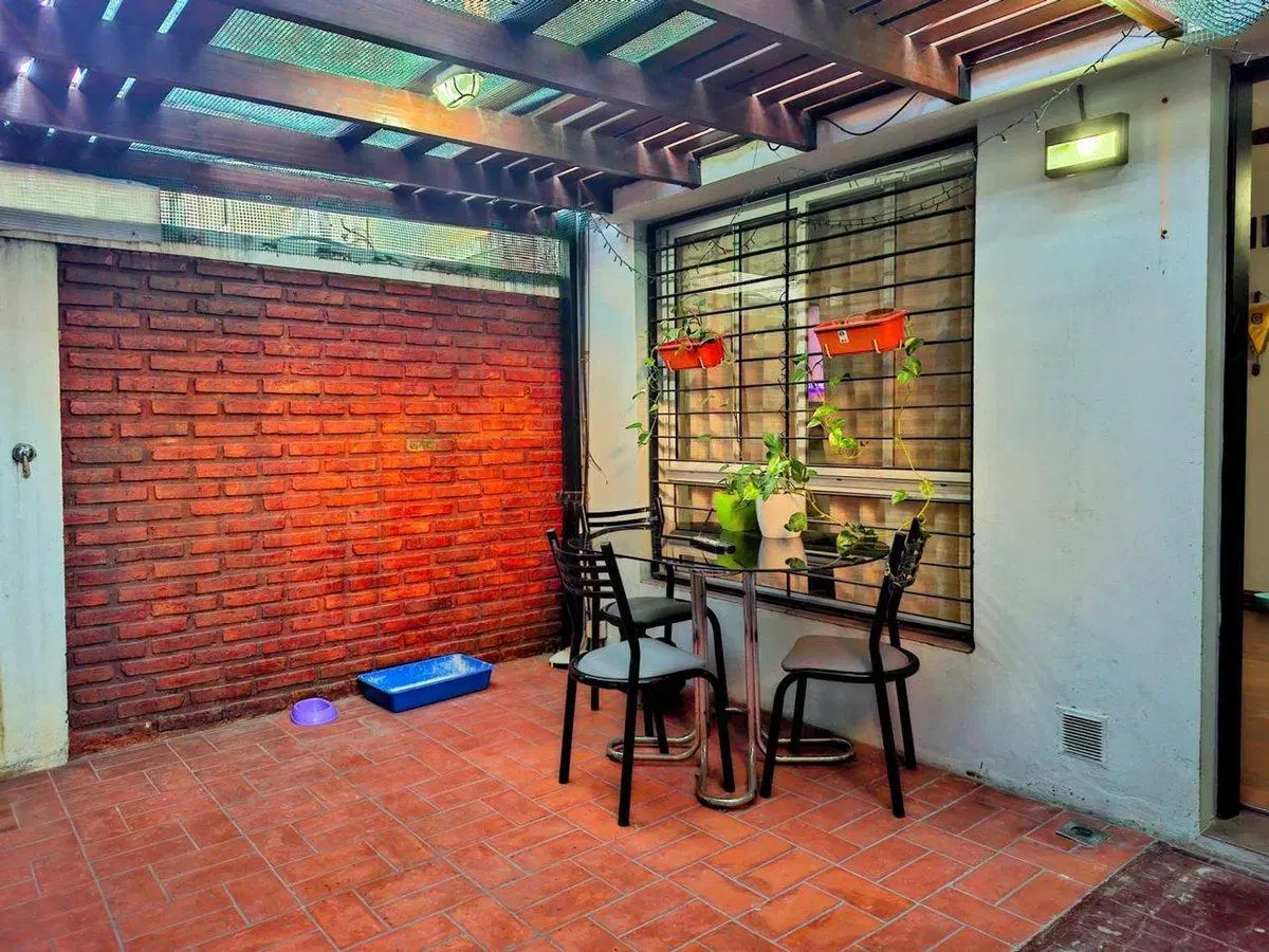VENTA OPORTUNIDAD - CASA EN PH CON PATIO 3