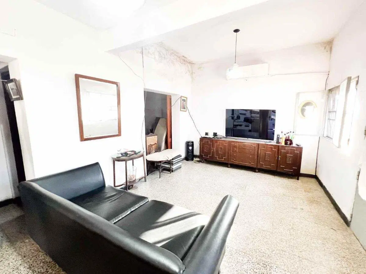 CASA DOS DORMITORIOS EN VENTA + PATIO - SALADILLO 2
