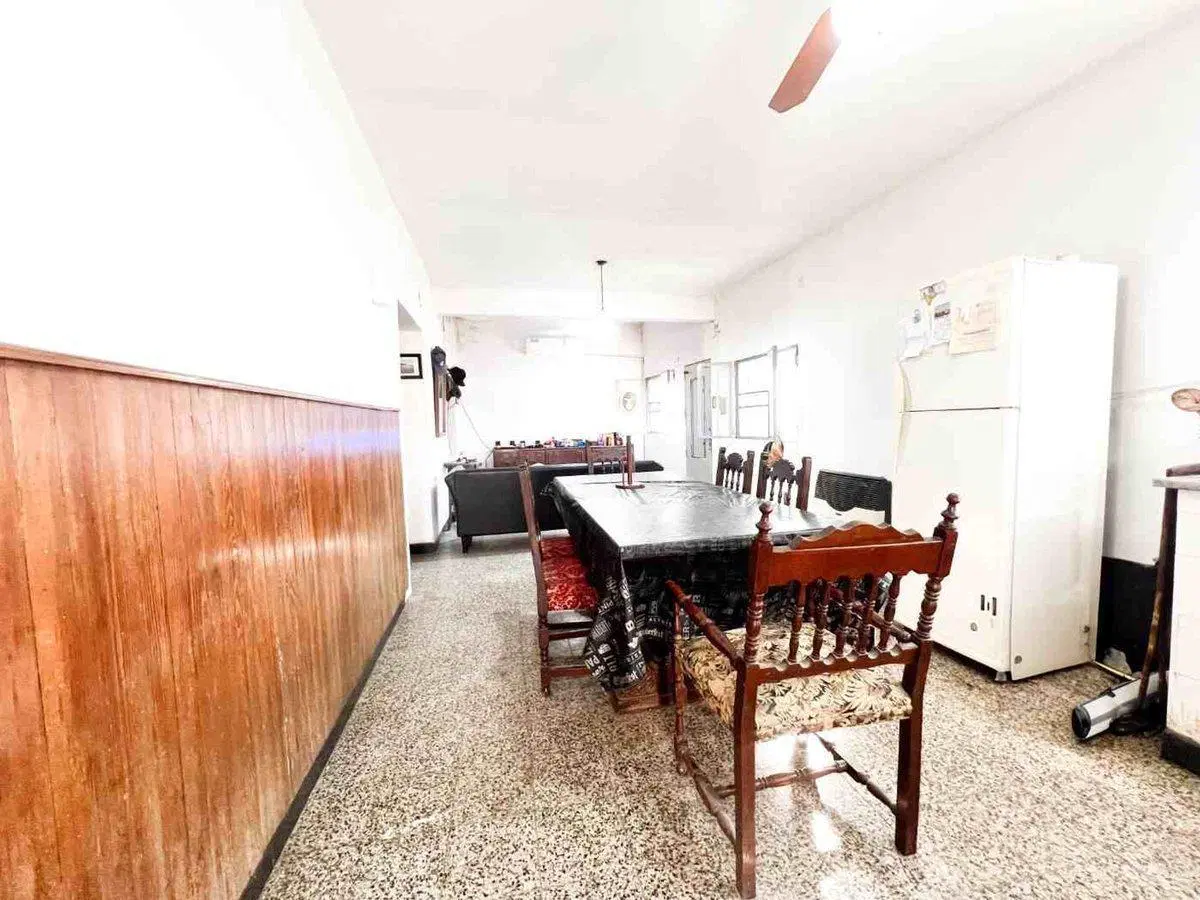 CASA DOS DORMITORIOS EN VENTA + PATIO - SALADILLO 4