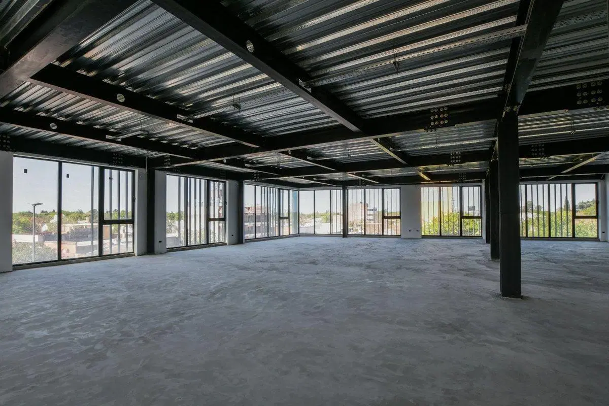 ALQUILER OFICINA 224m2 VILLA MARGARITA - FISHERTON 3