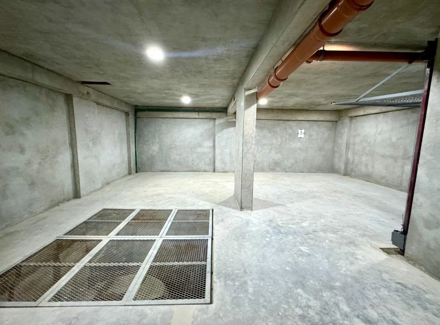 COCHERA EN VENTA BARRIO MARTIN 3