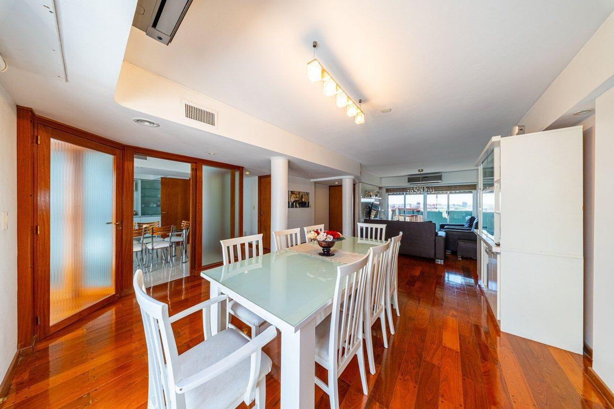 VENTA DEPARTAMENTO DE 4 DORMITORIOS CON 3 COCHERAS