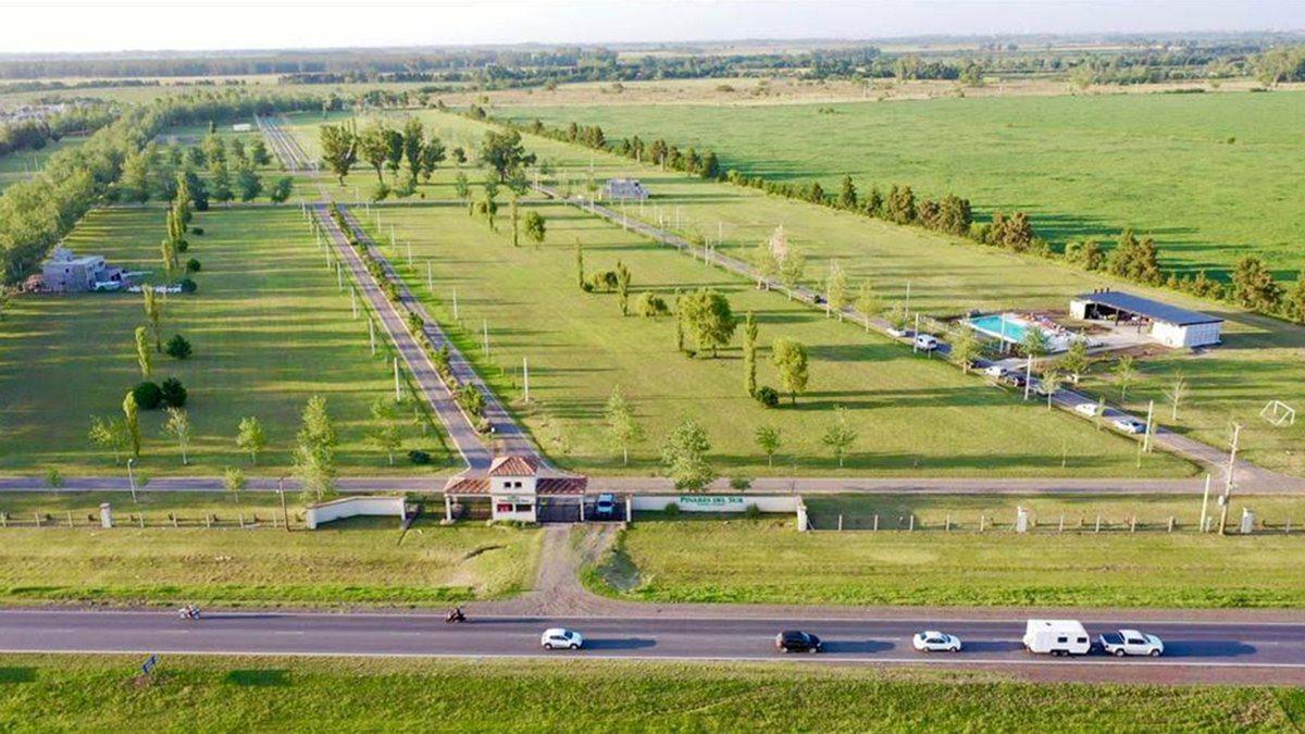 LOTE EN VENTA 478 M2. PINARES DEL SUR. PIÑERO