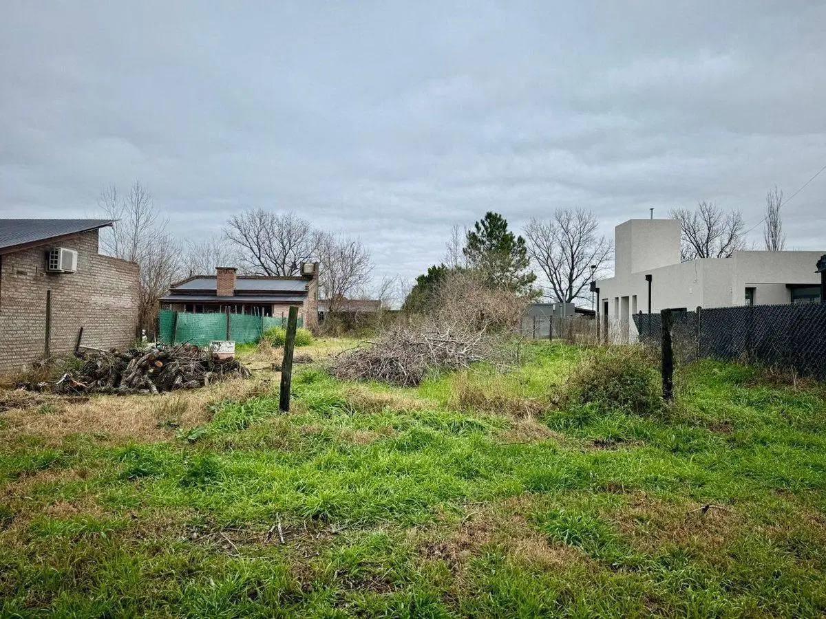 TERRENO EN VENTA 637M2 ROLDÁN. ENTORNO RESIDENCIAL 2