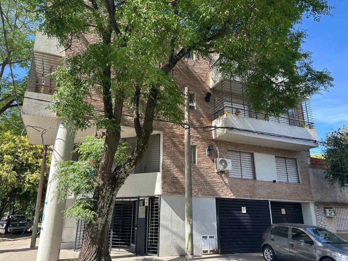 VENTA - DEPARTAMENTO DE 2 DORMITORIOS - LAS HERAS 3