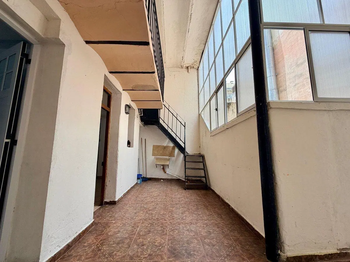 IMPORTANTE OFICINA DE 270 M2 OPORTUNIDAD ALQUILER 2