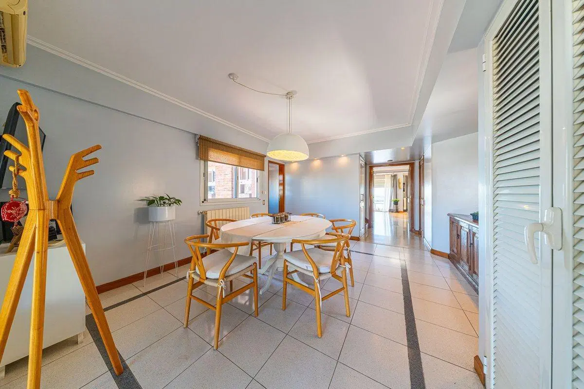 DUPLEX EN VENTA CON VISTA AL RÍO. PATIO EXCLUSIVO 3