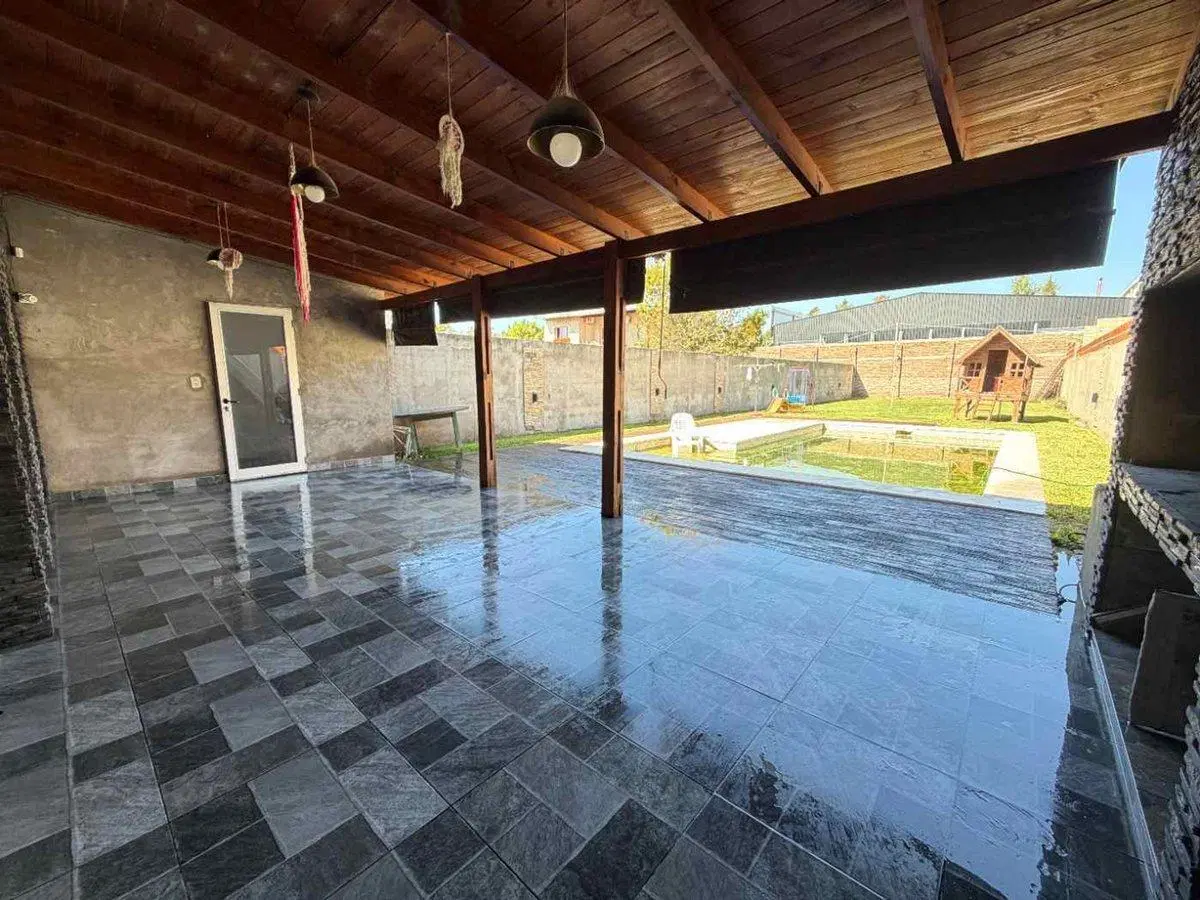 HOSTAL DEL SOL CASA 4 DORM PILETA 4