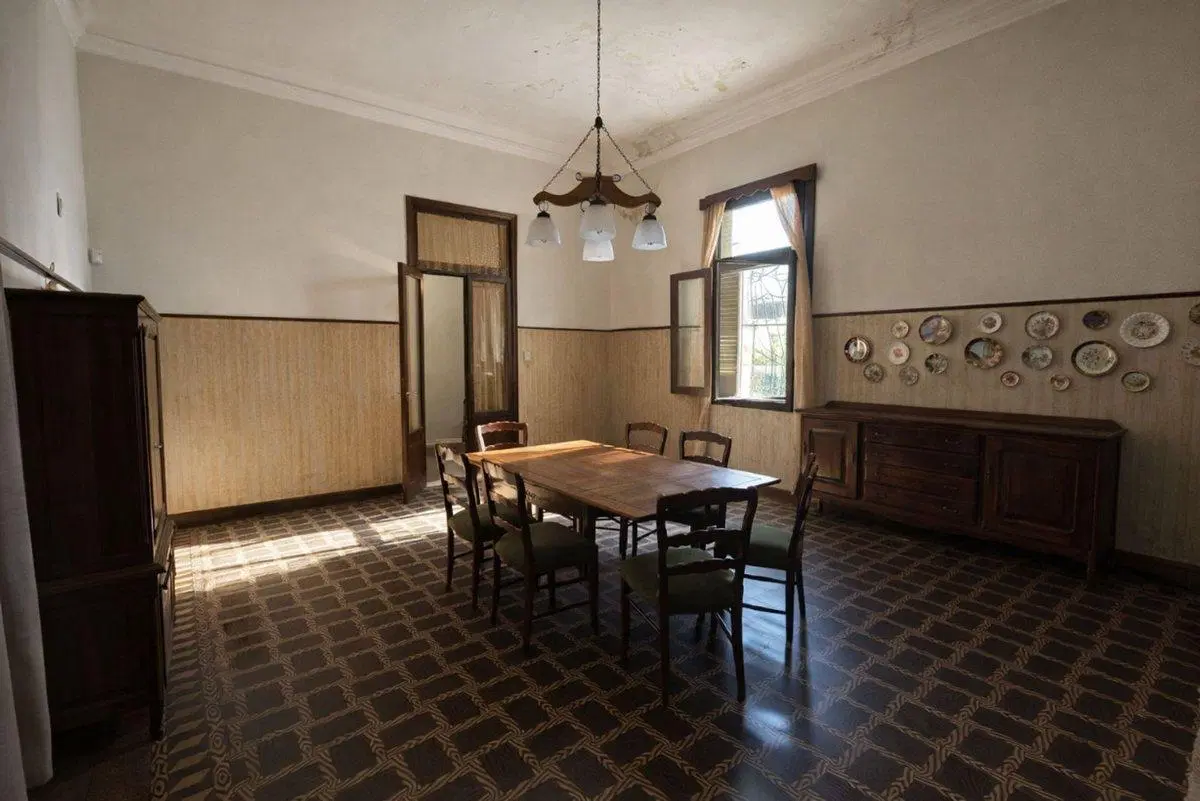 CASA A LA VENTA BARRIO MATHEU 4