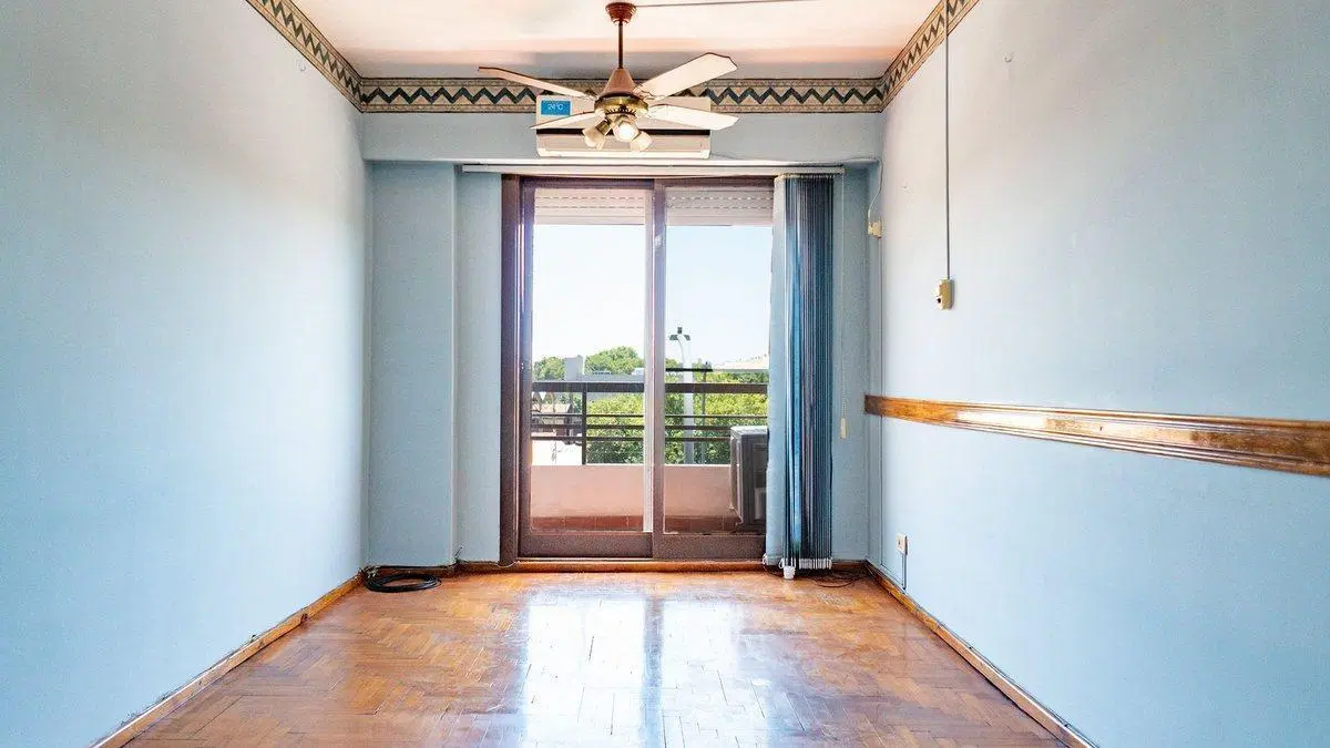 DEPTO 2 DORMI CON BALCON AL FRENTE EN VENTA 2