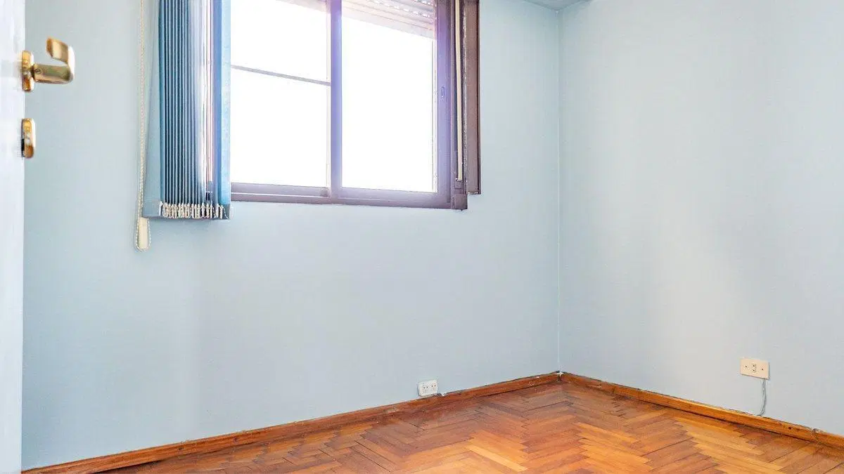 DEPTO 2 DORMI CON BALCON AL FRENTE EN VENTA 8