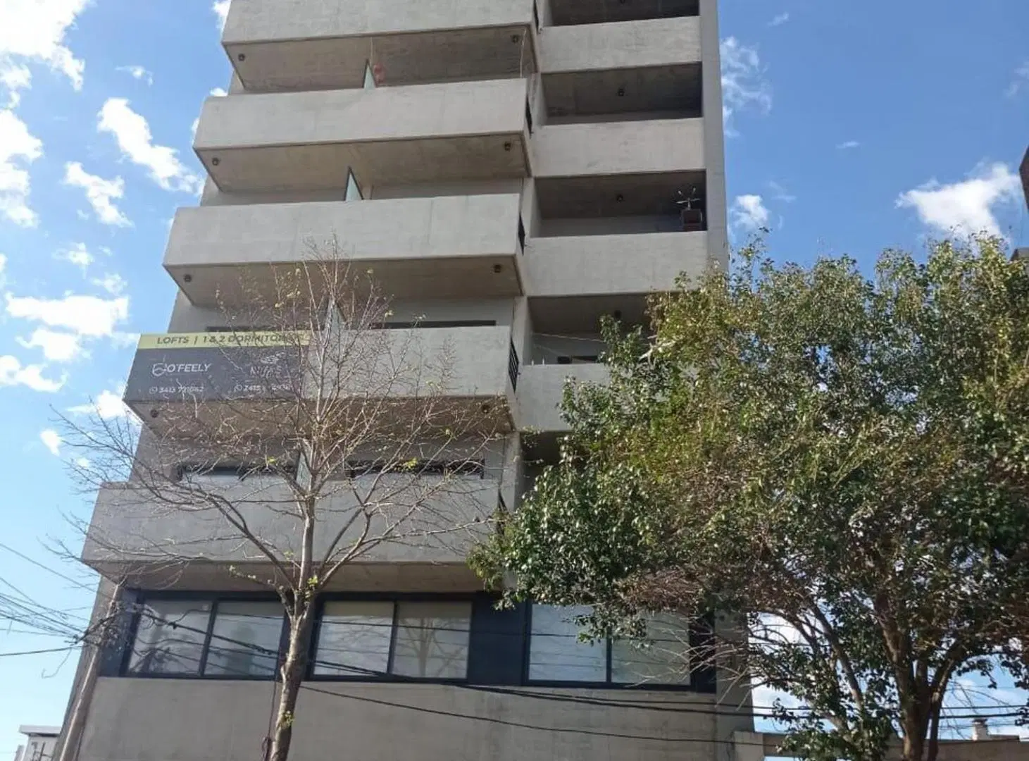COCHERA VENTA CORDOBA Y AVELLANEDA 5