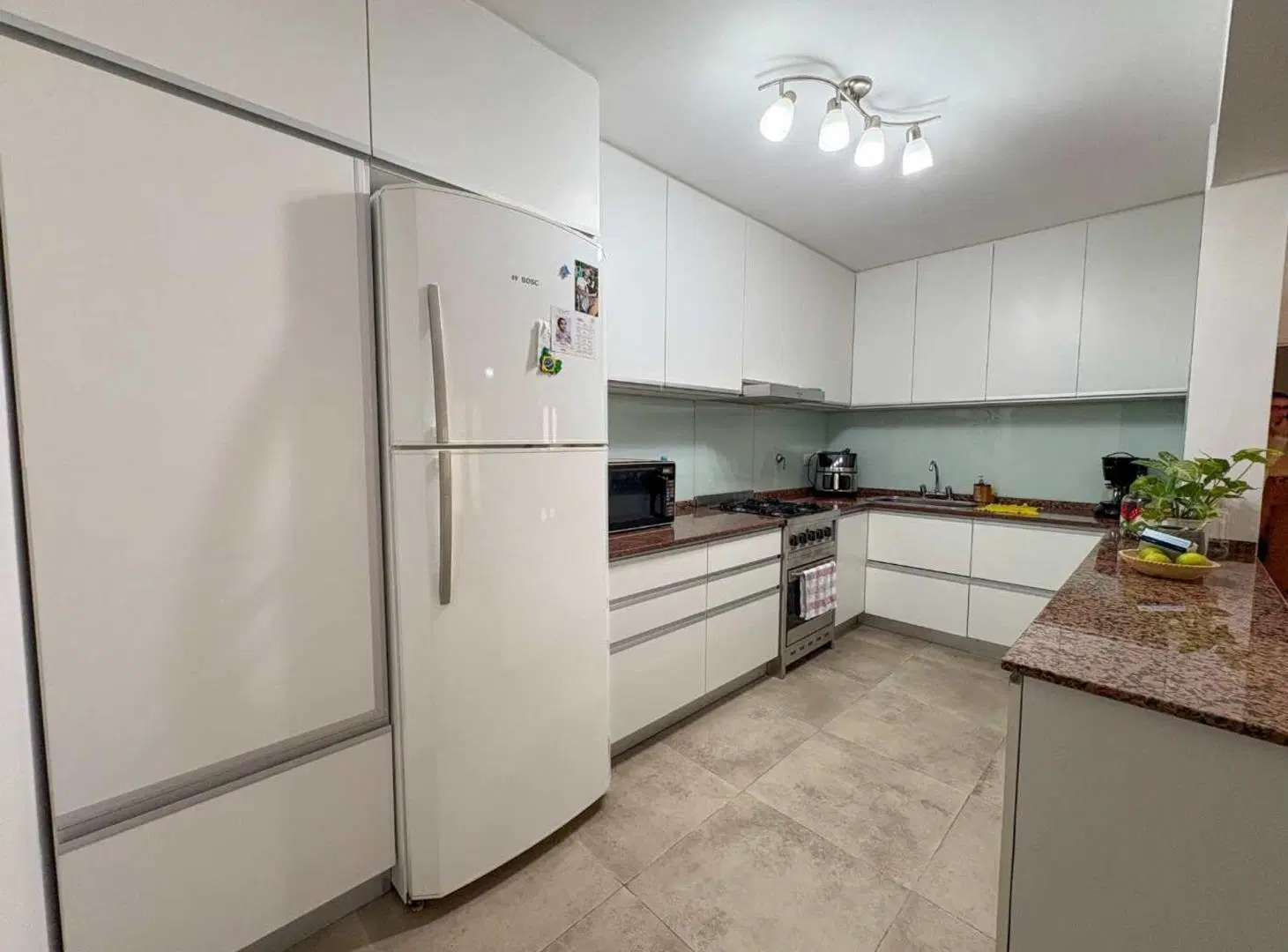 CASA INTERNA UNICA DE 4 DORMITORIOS 4