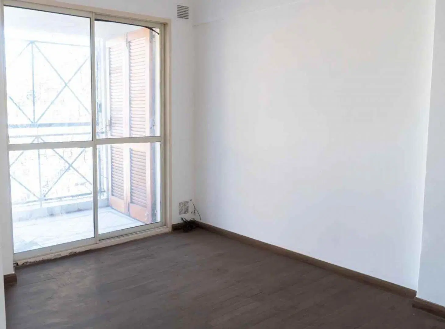 VENTA DEPARTAMENTO DOS DORMITORIOS EN ABASTO 5