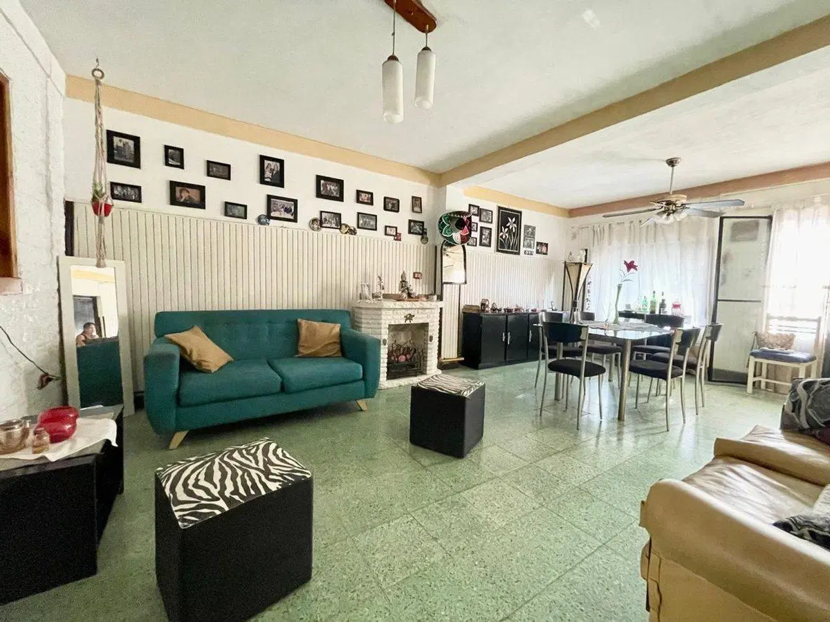Casa tres dormitorios zona sur, venta 3
