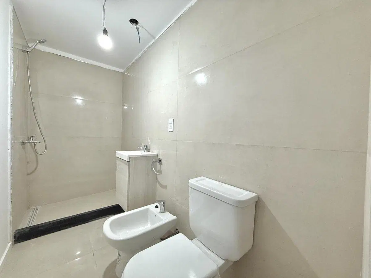 VENTA DPTO 1 DORMITORIO 63,9m2  - BARRIO ABASTO 4