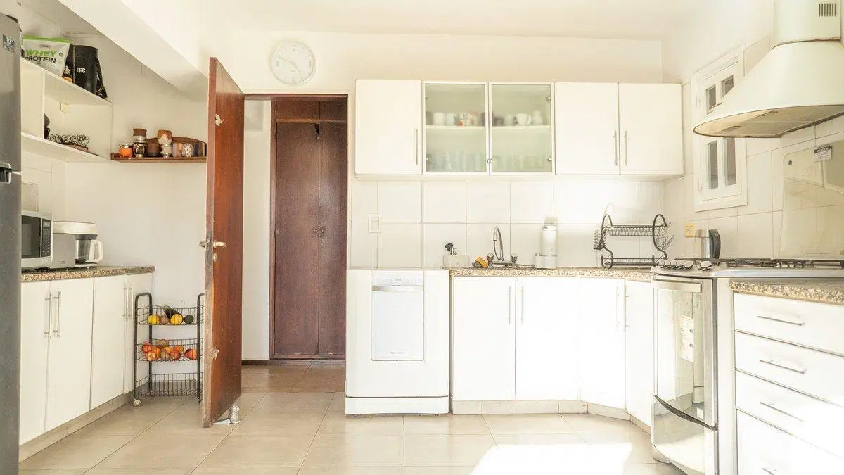 CASA 4 DORMITORIOS PILETA QUINCHO FISHERTON VENTA 8