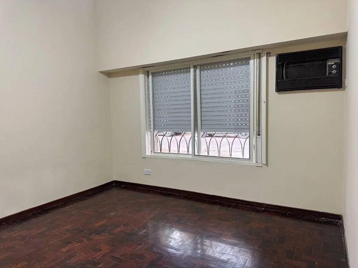 CASA 2 DORMITORIOS C/PATIO Y TERRAZA VENTA 5