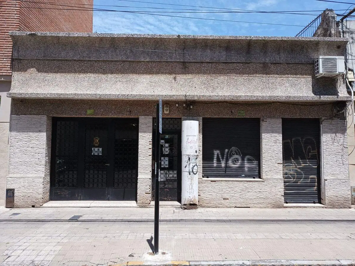 LOTE  S/CALLE MENDOZA EN VENTA APTO PB + 1O PISOS 8